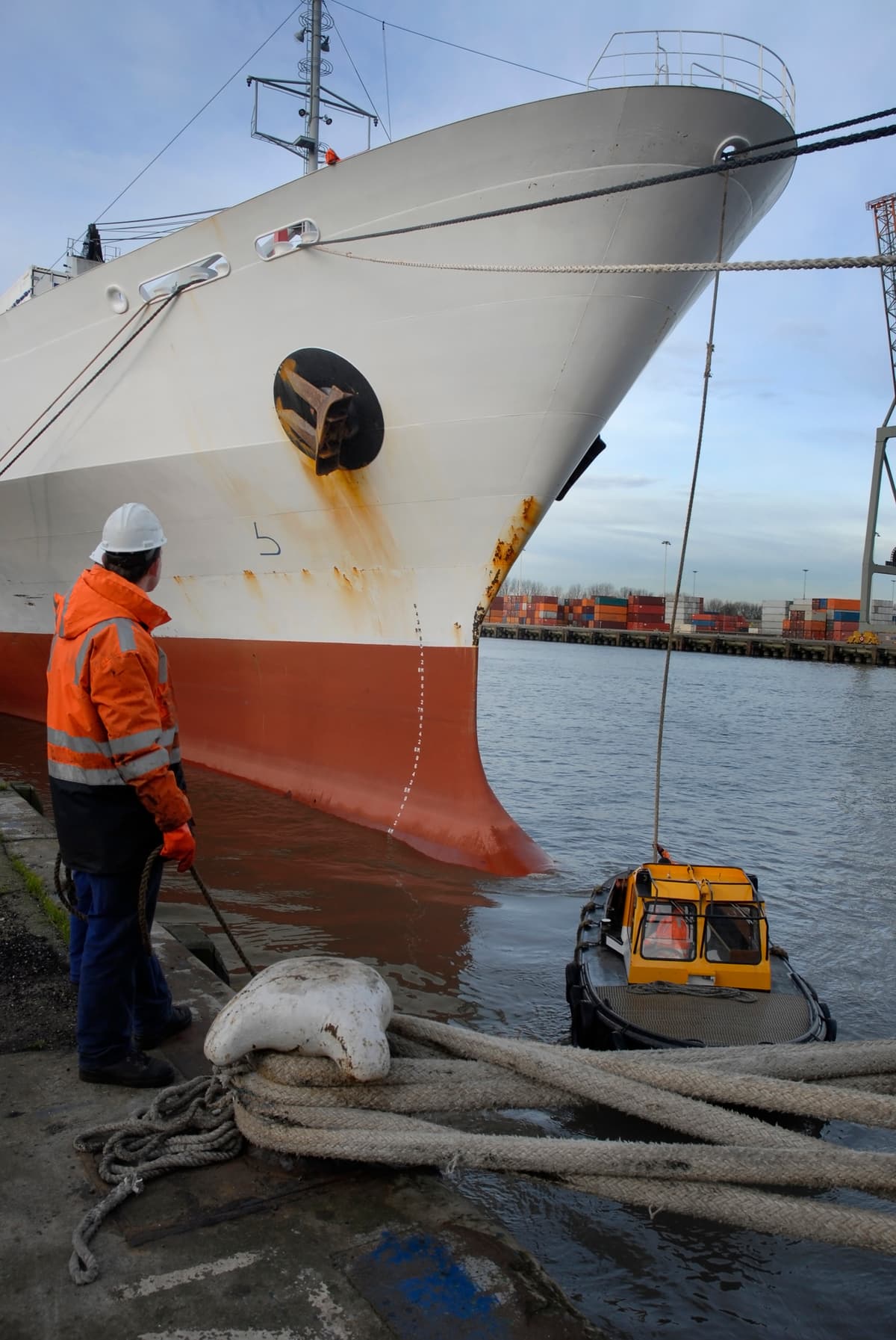 IN-Water Survey (IWS) For Sea-Going VesselsChief & Second Engineer Perspective